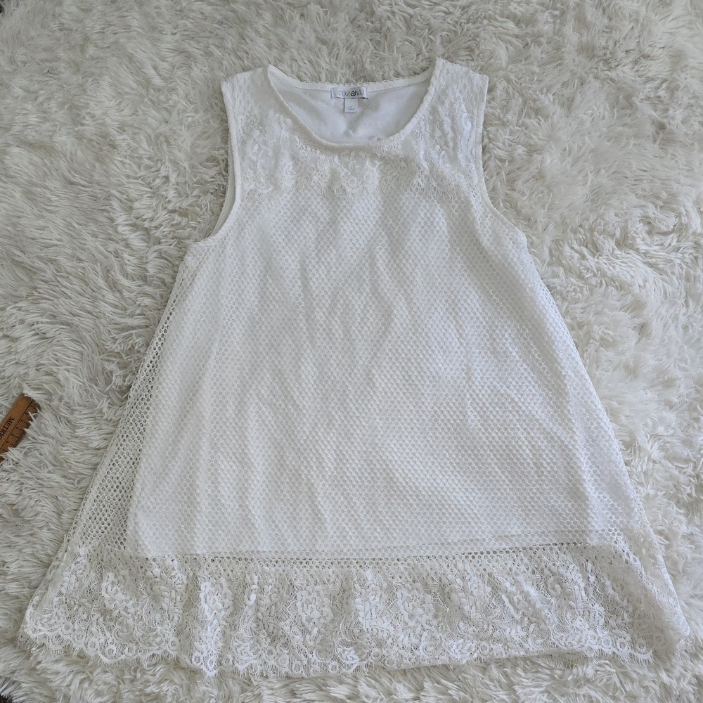 Roz & Ali White Lace Trim Tunic Top